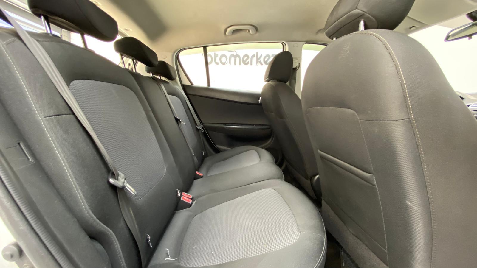 HYUNDAI i20 21